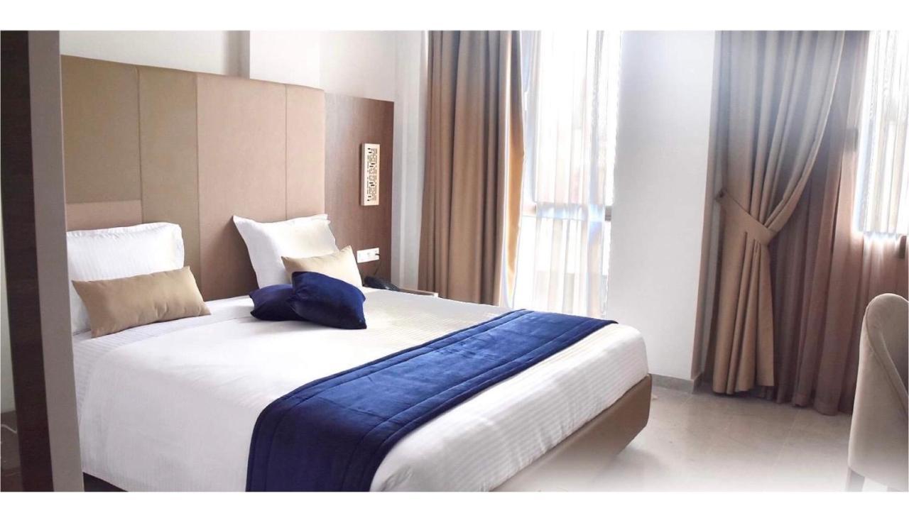 Hotel Lescure Business And Spa Megrine Екстер'єр фото